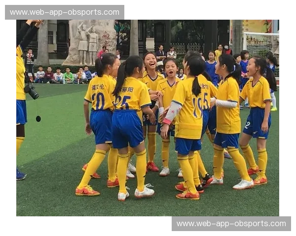 铿锵玫瑰，燃情赛场：中国女篮的史诗对决——战捷克，荣耀之光耀世